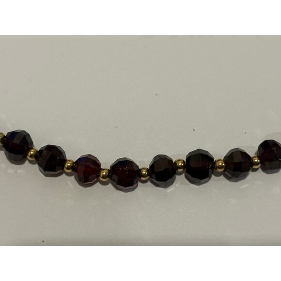 14K Gold Faceted Garnet Beads & Gold Beads Necklace Signed - Picture 4 of 5